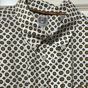 Cinch Men's White and Green Patterned Shirt